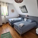 Avec Piscine Interieure Chauffee Toute L'annee A 3mn *