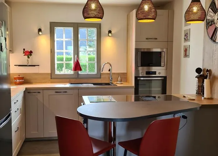 5*, à 3 Mn, Piscine Intérieure à 28° * Gonneville-en-Auge