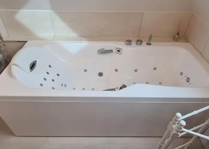 5*, à 3 Mn, Piscine Intérieure à 28° *